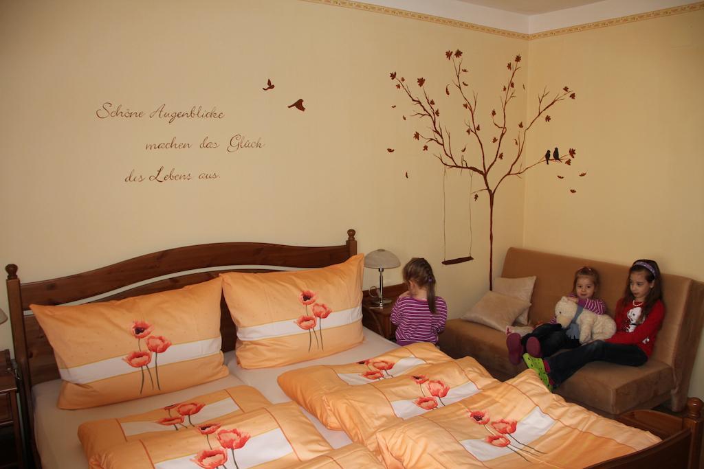 Haus Resi Apartment Staatz Luaran gambar